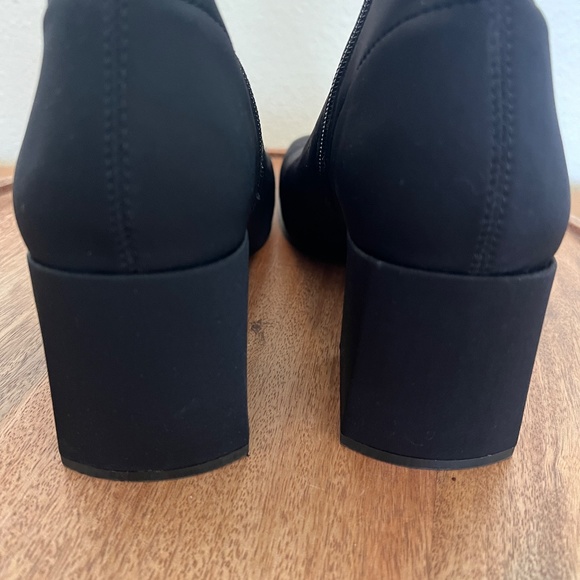 ZARA Black Booties - Stretch - MISMATCHED - Right is a 9 Left is a 10 - Picture 5 of 12